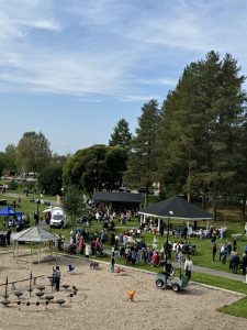 Sensommarfesten. Lomtjärnsparken.